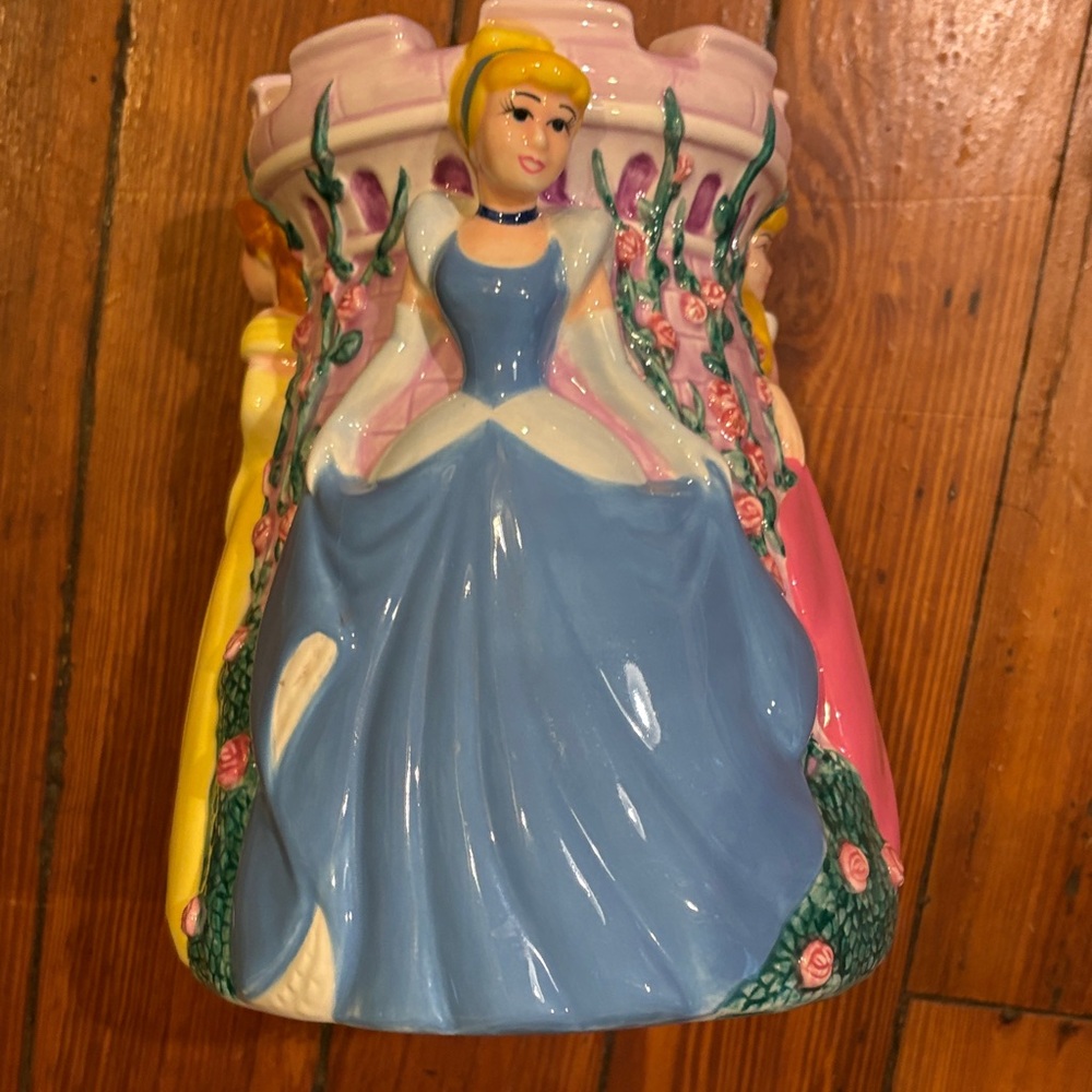 Disney Princess Castke ceramic bank